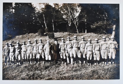 OLD PHOTO WASEDA UNIVERSITY BASEBALL TEAM TO VISIT U.S HAWAI 1911