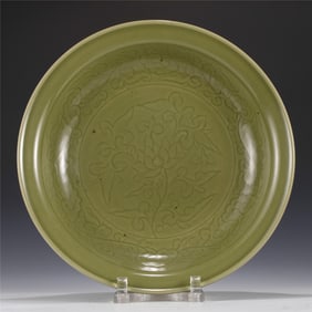 MING LONGQUAN CELADON PLATE