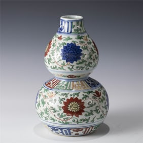 MING WUCAI GOURD BOTTLE