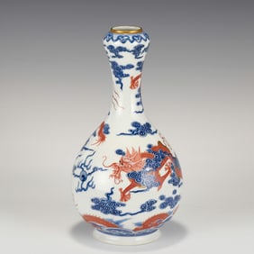 QING BLUE & WHITE ALUM RED GARLIC BOTTLE