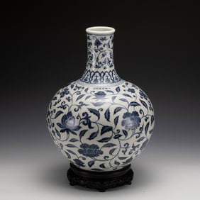 MING XUANDE BLUE & WHITE CELESTIAL VASE ON STAND
