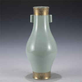 QING YONGZHENG DOUQING PAINTED GOLD VASE