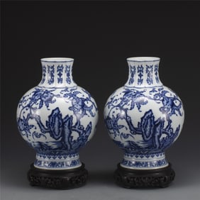 PAIR OF QING BLUE & WHITE POMEGRANATE VASES ON STAND