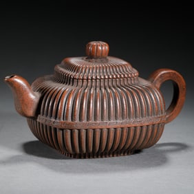 RIB - PATTERNED PURPLE CLAY TEAPOT