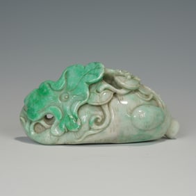 A JADEITE ORNAMENT