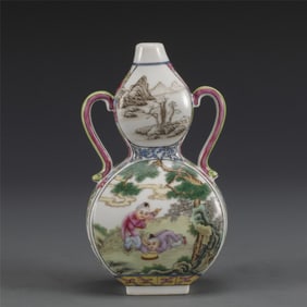 QING QIANLONG FAMILLE ROSE GOURD BOTTLE