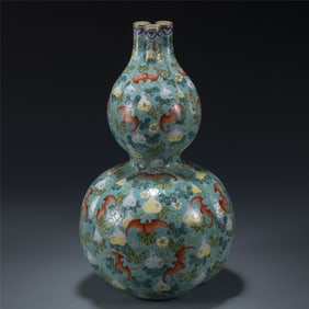 QING QIANLONG FAMILLE ROSE GOURD BOTTLE
