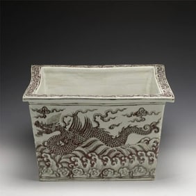 MING UNDERGLAZE RED SQUARE PLANT POT