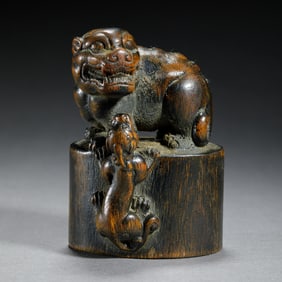 WOOD - CARVED SEAL WITH MYTHICAL BEAST KNOB