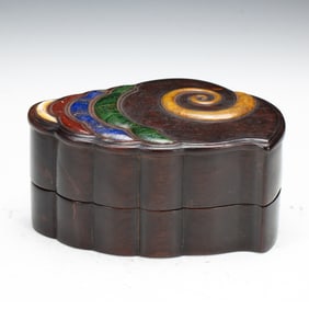 A SNAIL - SHAPED INLAID WOODEN BOX