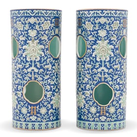 PAIR DAOGUANG BLUE & WHITE WRAPPED FLORAL HAT STANDS