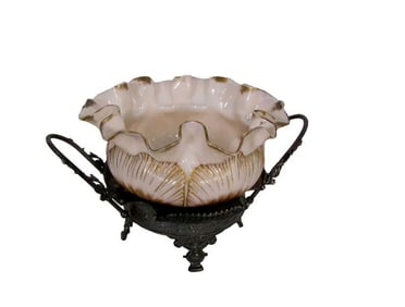 VICTORIAN BRIDES BASKET