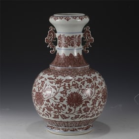 QING QIANLONG UNDERGLAZE RED DOUBLE EARED VASE