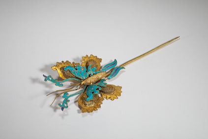 TRADITIONAL CHINESE BUTTERFLY - SHAPED HAIRPIN