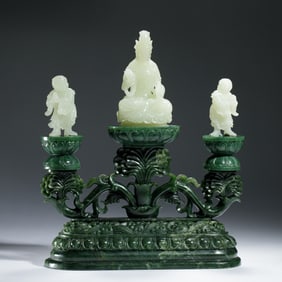 JADE CARVING OF GUANYIN WITH ATTENDANT FIGURES