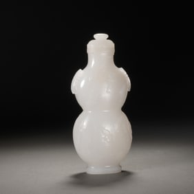 WHITE JADE DOUBLE - GOURD - SHAPED VASE WITH LID