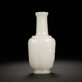 WHITE JADE VASE WITH CARVED PATTERNS