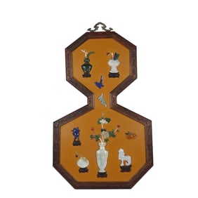 GOURD - SHAPED CHINESE DECORATIVE PLAQUE WITH INLAID AUSPICIOUS MOTIFS