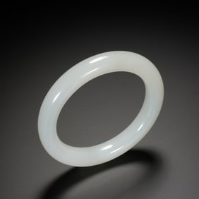 WHITE JADE BANGLE