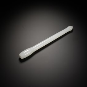JADE - CARVED BRUSH HOLDER