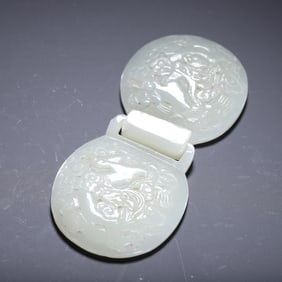 JADE - CARVED BELT BUCKLE