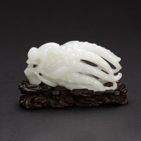 JADE CARVING OF BUDDHA'S HAND