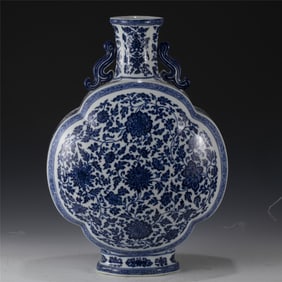 QING QIANLONG BLUE & WHITE MOON VASE