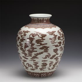 QING QIANLONG UNDERGLAZE RED HUNDRED BAT VASE