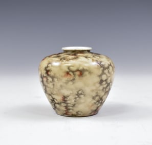 YONGZHENG DOUQING GLAZED HEXAGONAL AMPHORA VASE