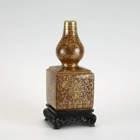 QING QIANLONG PURPLE-GOLD GLAZED GOLDEN TIANYUAN LOCAL VASE
