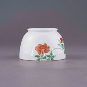 KANGXI FLORAL MOTIF HORSESHOE WATER POT