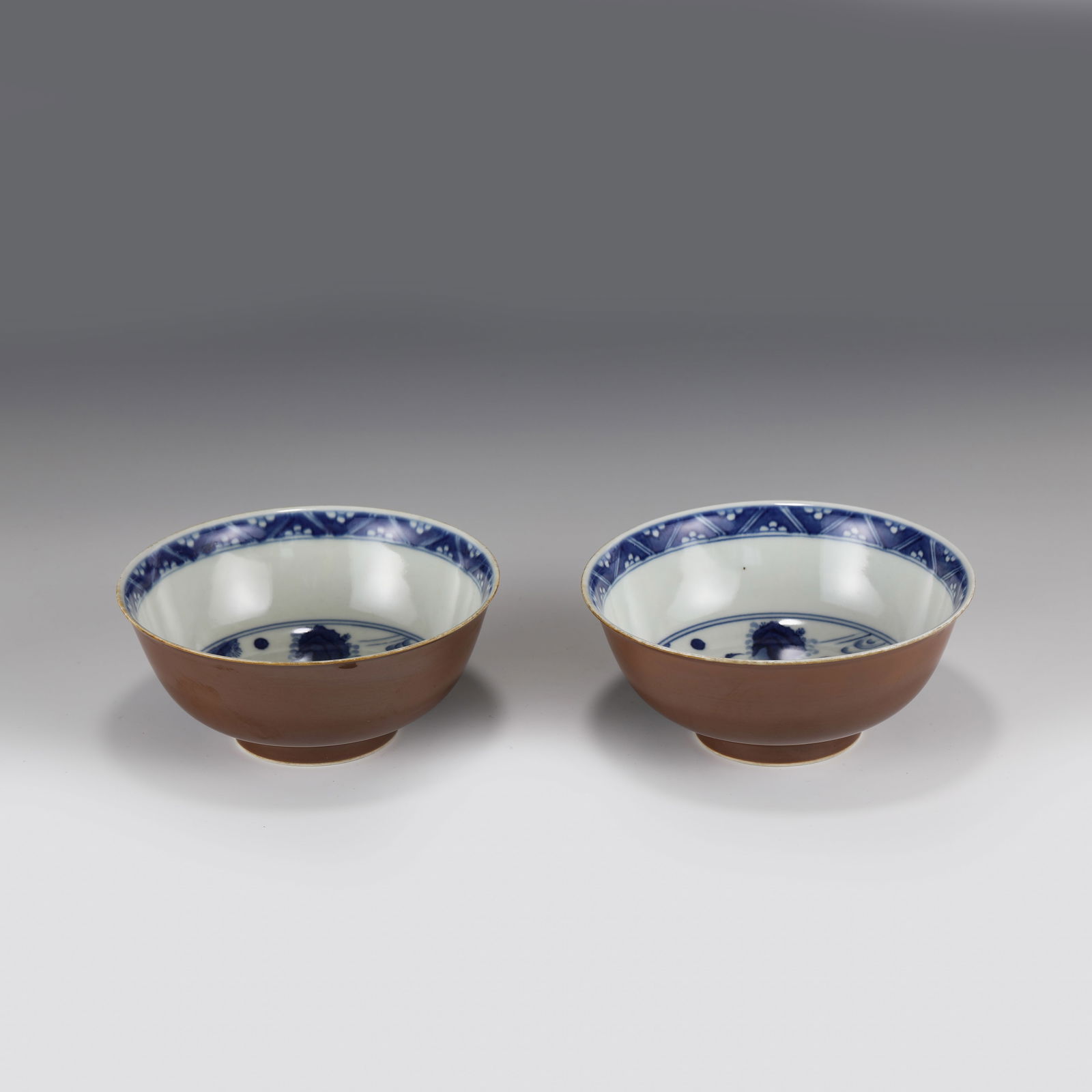 PAIR OF ZIJIN GLAZED BLUE & WHITE FIGURINES BOWLS (1 of 8)