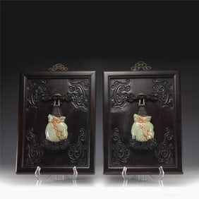 PAIR OF QING QIANLONG FAMILLE ROSE HANGING VASES