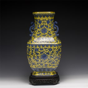 QING QIANLONG YELLOW GROUND BLUE & WHITE OCTAGONAL VASE