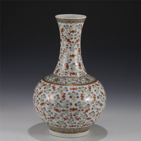 QING GUANGXU HUNDRED FU BAT REWARD VASE