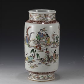 QING KANGXI WUCAI VASE