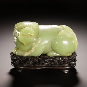 Chinese Yellow Jade Guardian Beast Ornament
