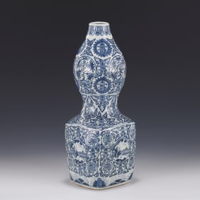 WANLI BLUE & WHITE LONGEVITY & IMMORTAL BOTTLE