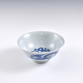 Kangxi Blue & white dragon porcelain bowl