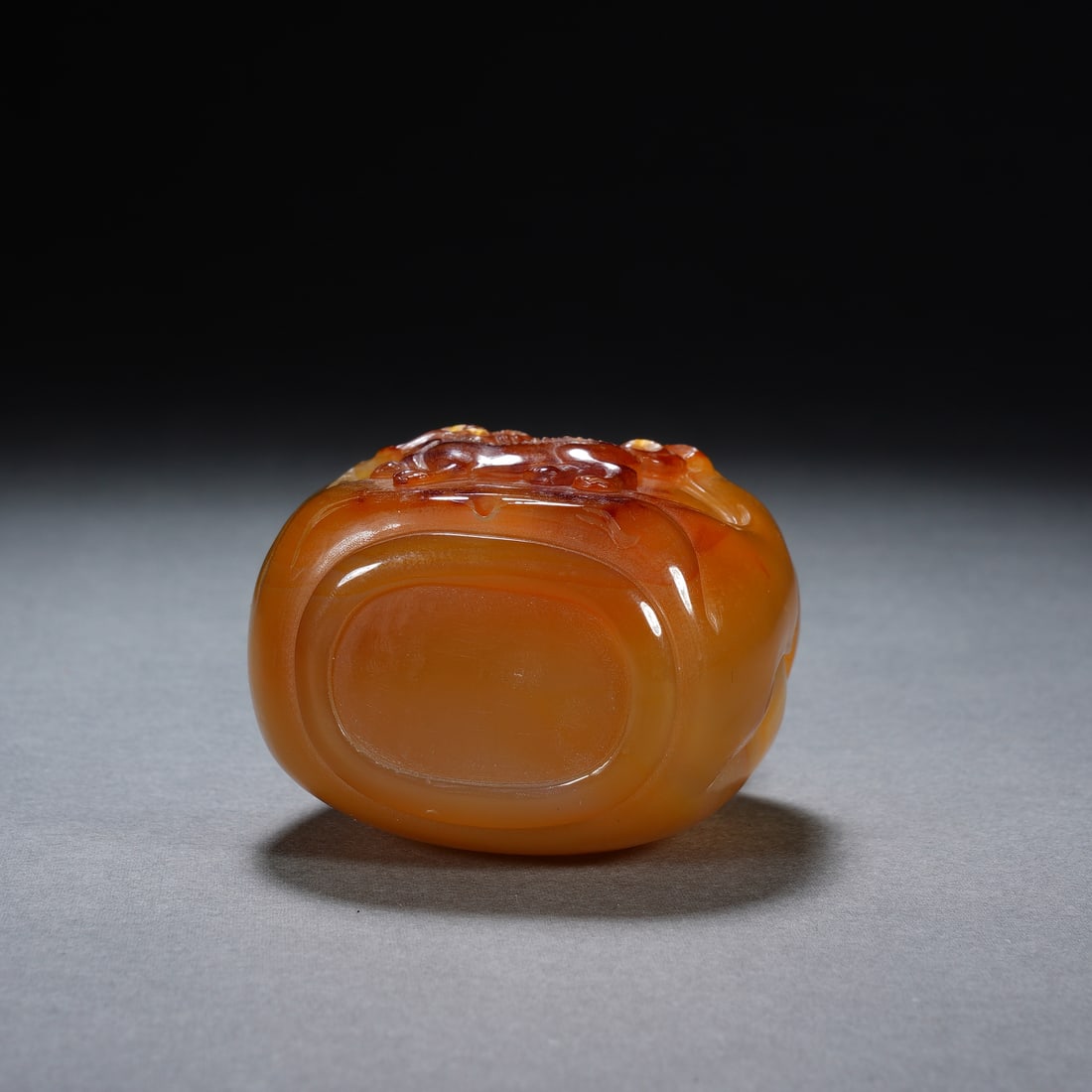 CHINESE AGATE SNUFF BOTTLE - 6