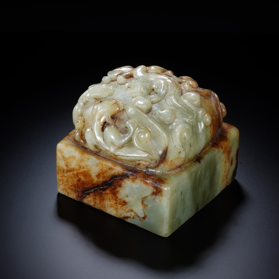 CHINESE JADE SEAL WITH CHILONG FINIAL (1 of 8)