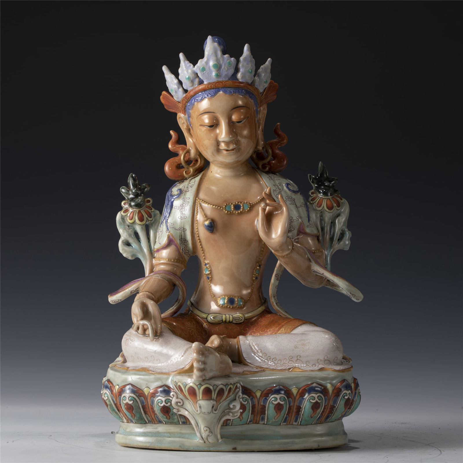 QING FAMILLE ROSE BUDDHA STATUE (1 of 10)