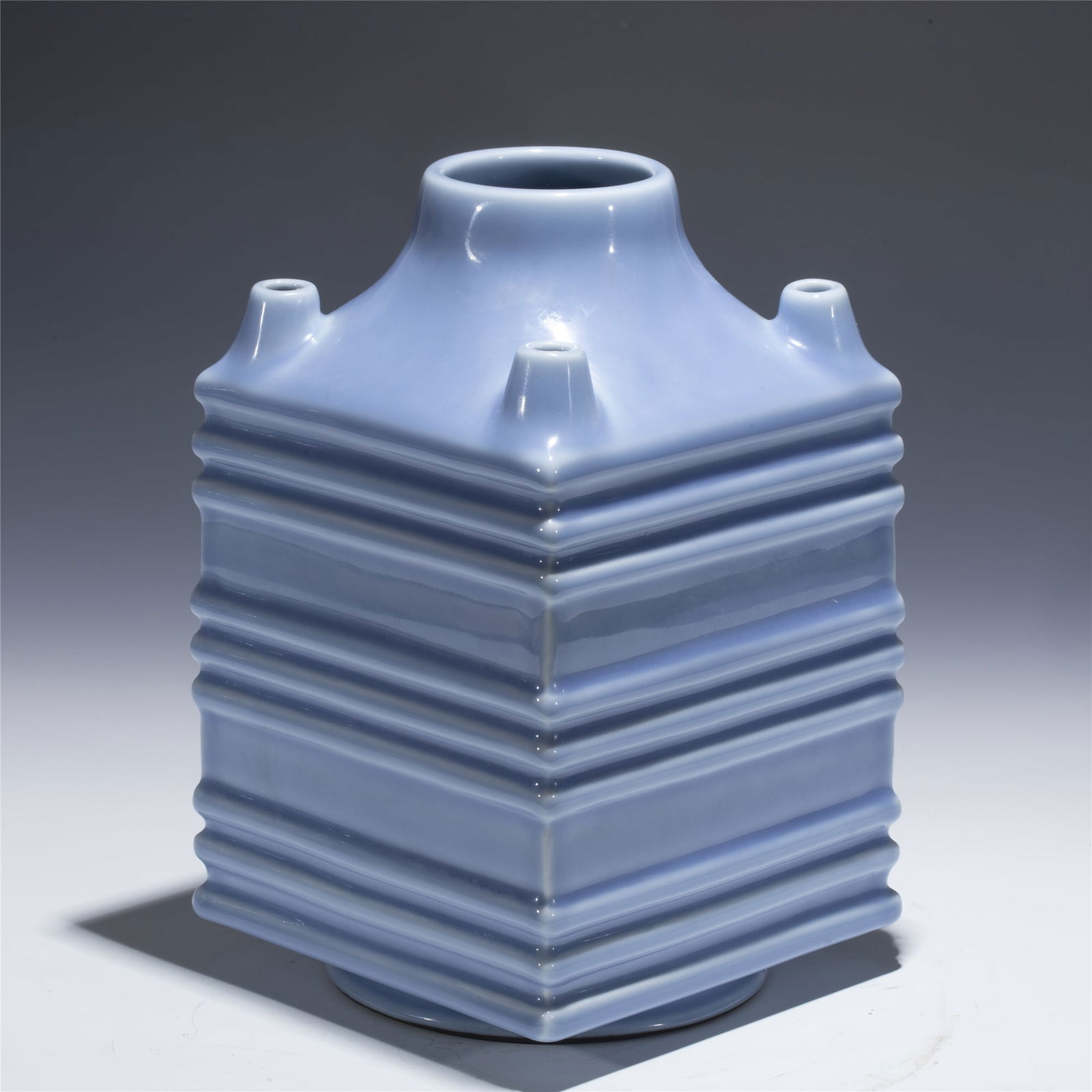 QING YONGZHENG ZONG STYLE BOTTLE: Dimensions: length: 16. 7 cm, Width: 16. 7 cm, Height: 27. 4 cm Chinese Qing Dynasty Yongzheng Blue Porcelain Zong Style Bottle Vase. Potted in Zong shape vase, thick and tall, squared body, with shor