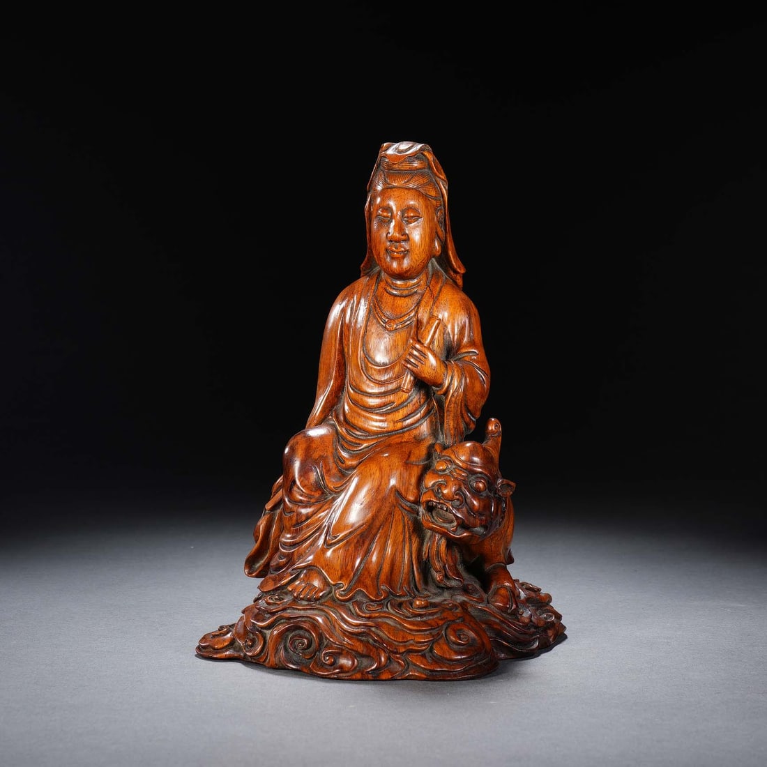 CHINESE BOXWOOD BODHISATTVA FIGURE (1 of 8)