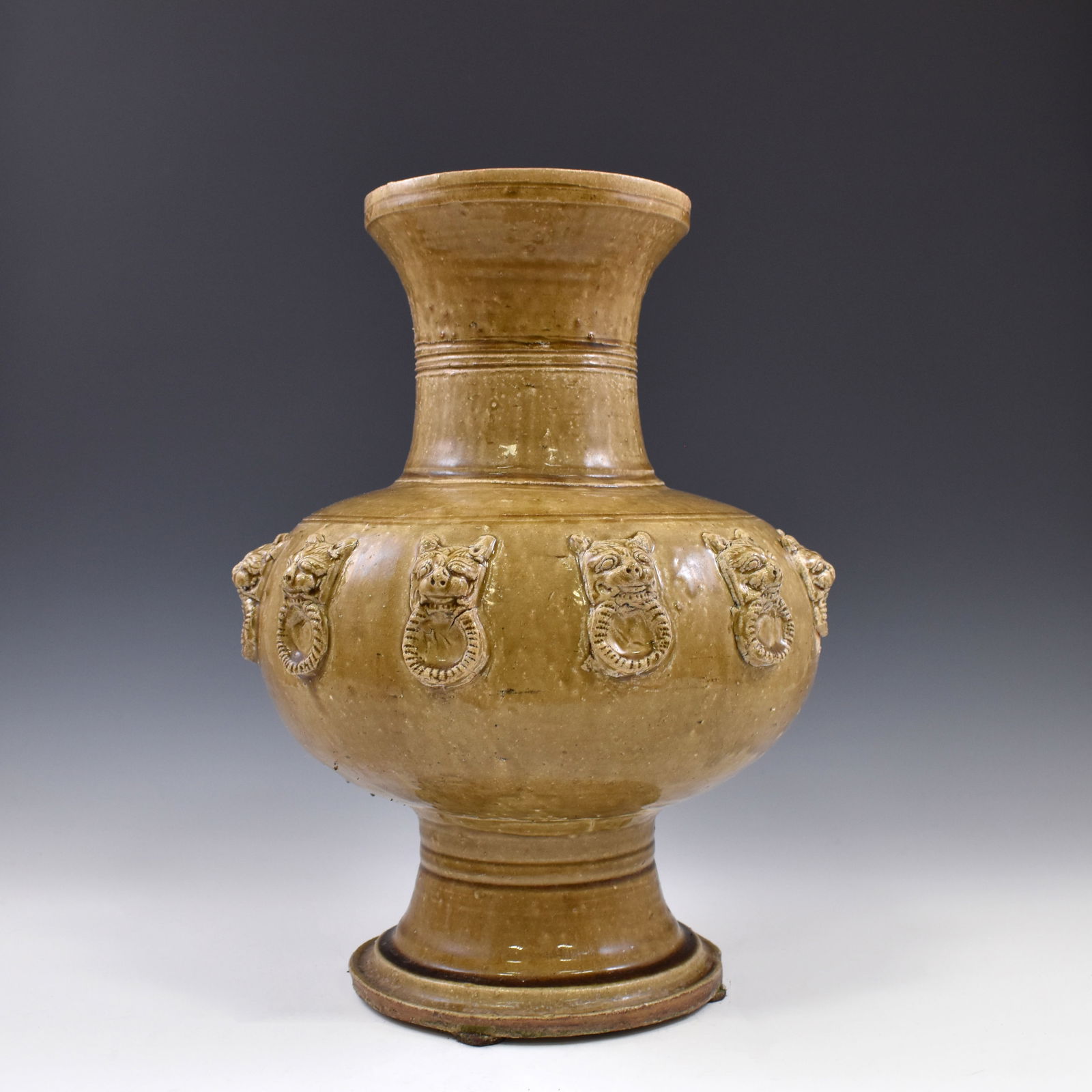 CHINESE YUE WARE VASE (1 of 20)