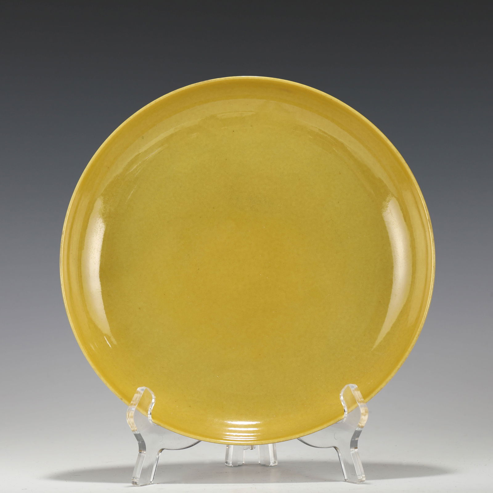 TONGZHI YELLOW GLAZED PLATE (1 of 8)