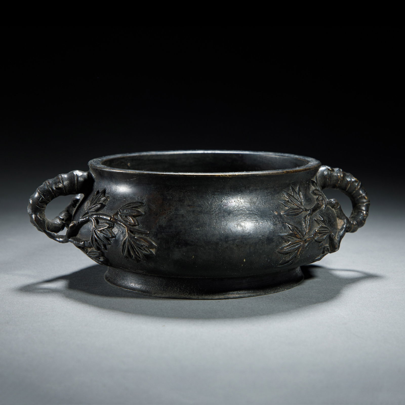 CHINESE BRONZE BAMBOO CENSER (1 of 6)
