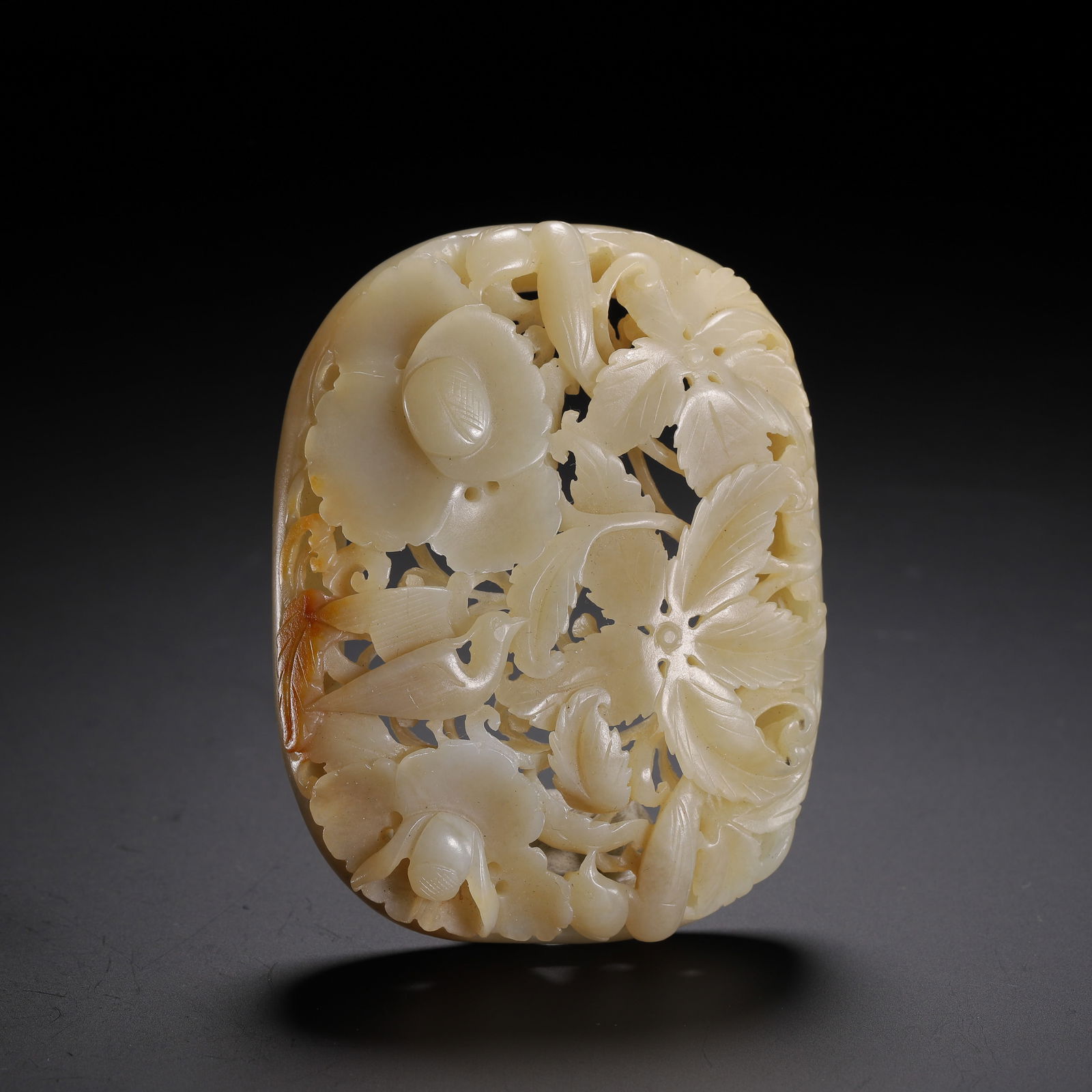 CHINESE HETIAN JADE OPENWORK PLAQUE (1 of 9)