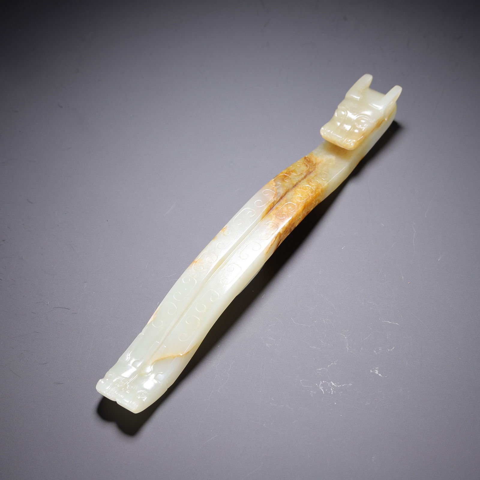 CHINESE HETIAN JADE BELT HOOK (1 of 12)