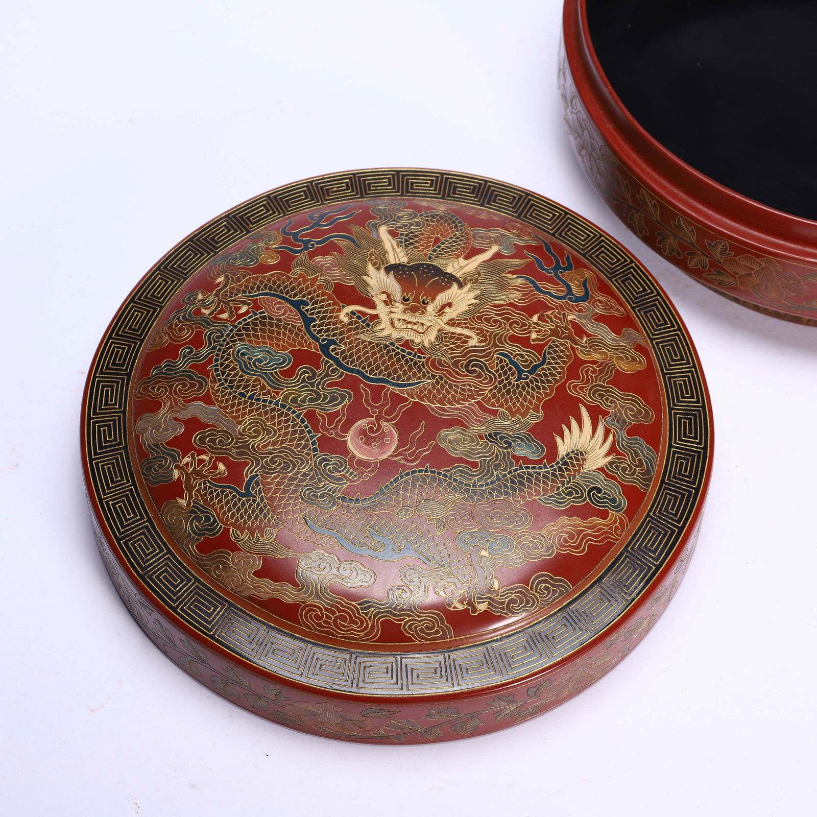 CHINESE LACQUER DRAGON BOX - 6